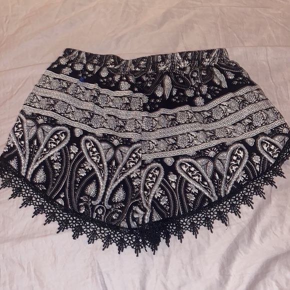 Shorts - Picture 2 of 2